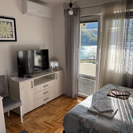 Zora Apartment 普卢日内 外观 照片
